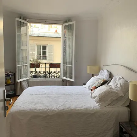 Vue Sur La Tour Eiffel